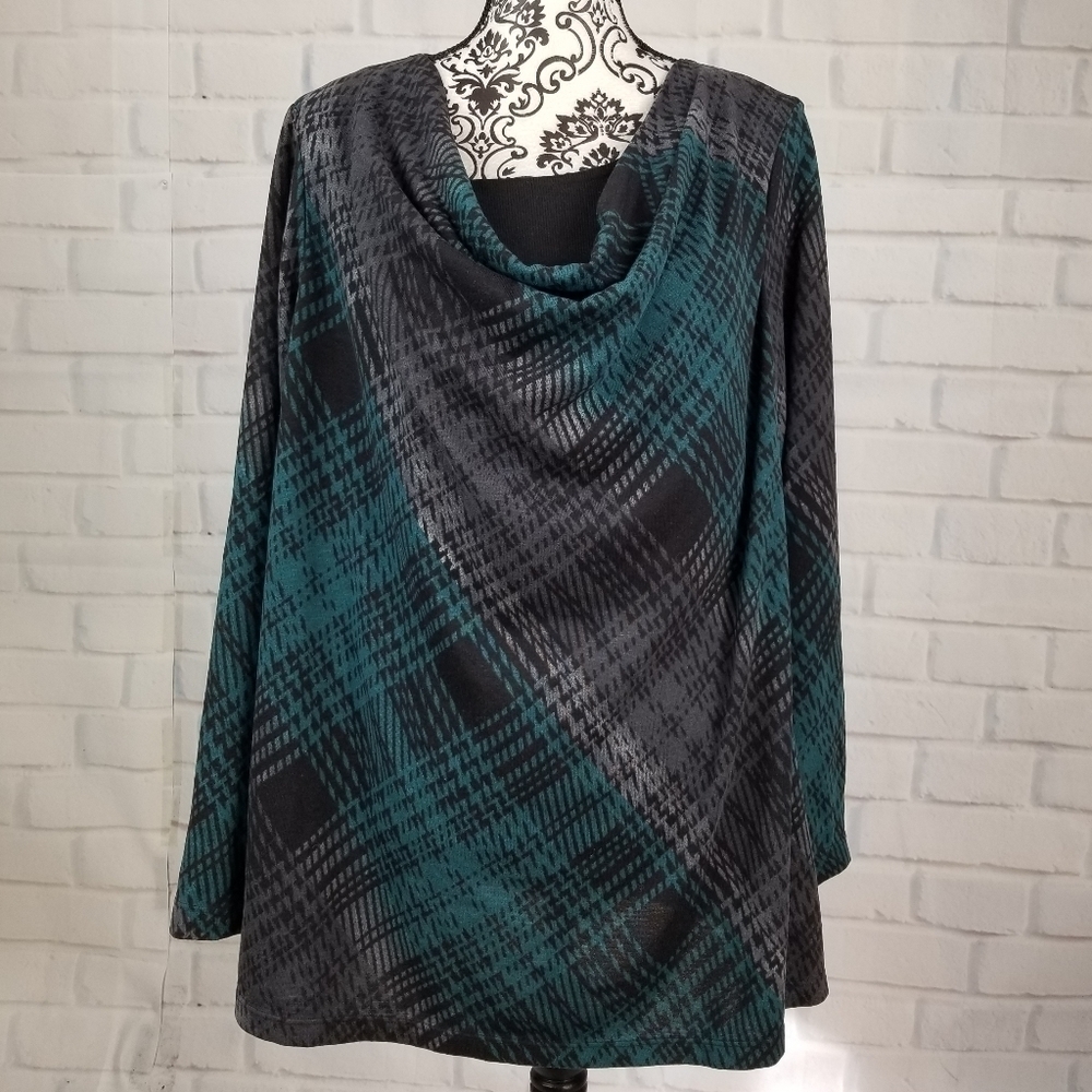 Denim & co size xl long sleeve geo print top